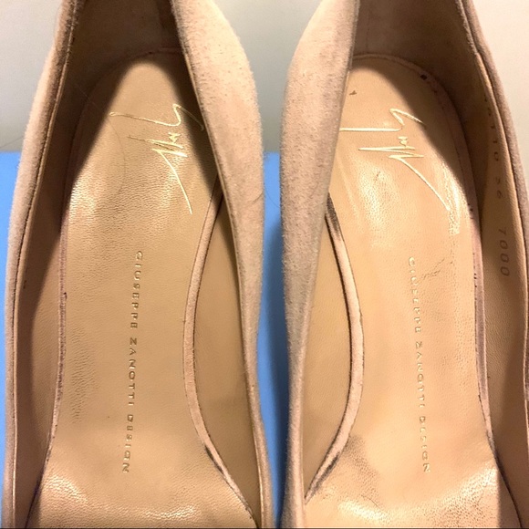 Giuseppe Zanotti suede heels - Picture 4 of 8